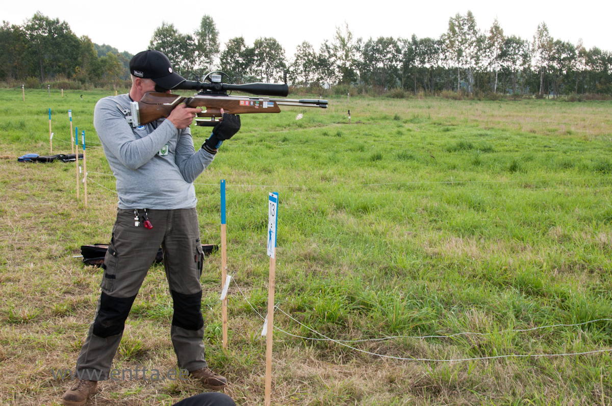 Meelis Kurvits, Weihrauch HW 97 K, Hawke SideWinder 8-32x56